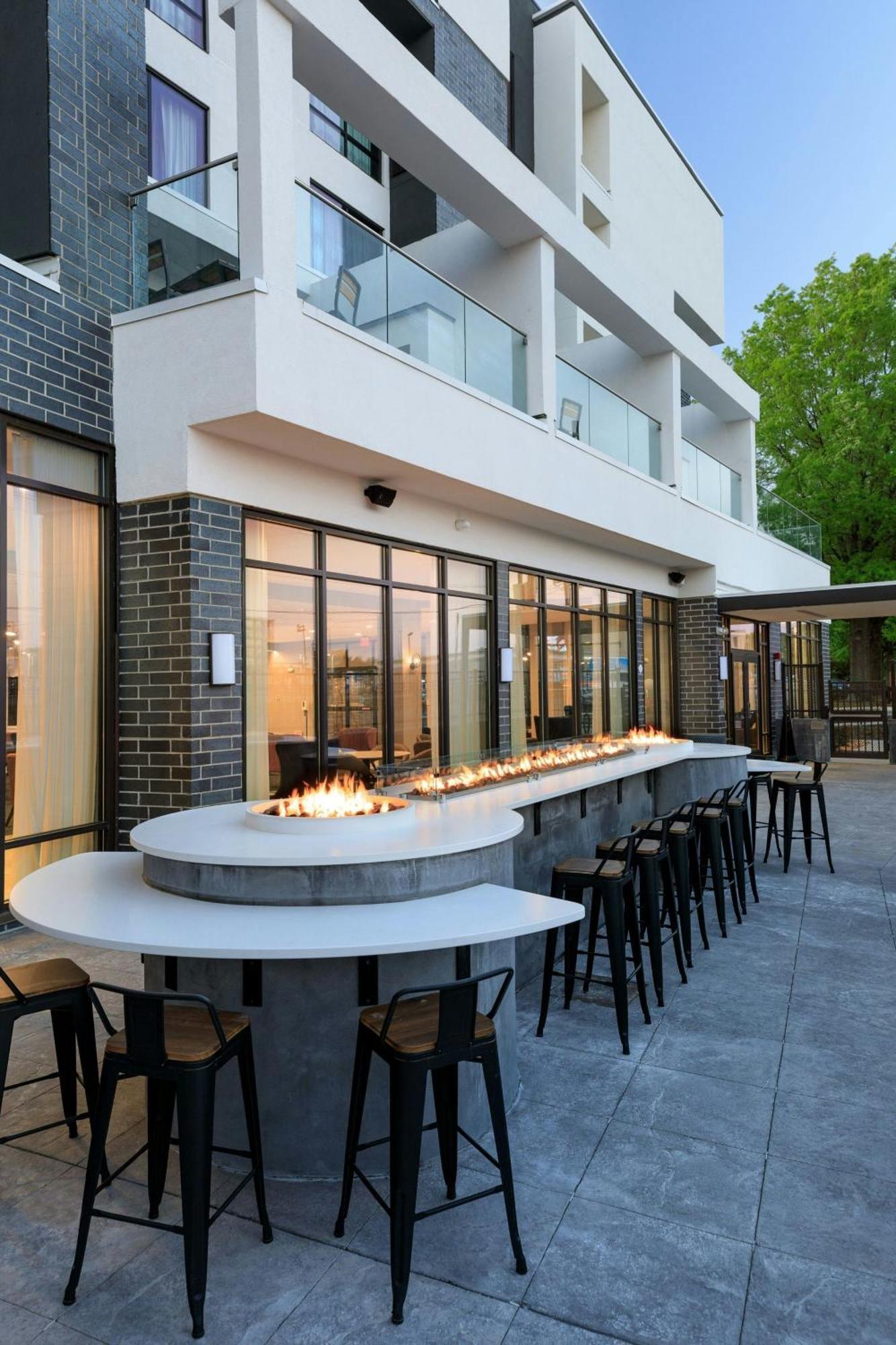 Courtyard By Marriott Richmond Scott'S Addition Esterno foto